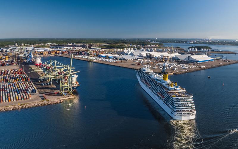 Kuva Vesa Hovi Costa Mediterranea risteilijäalus