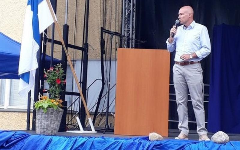 David Lindström Hapanvellijuhlassa Virolahdella