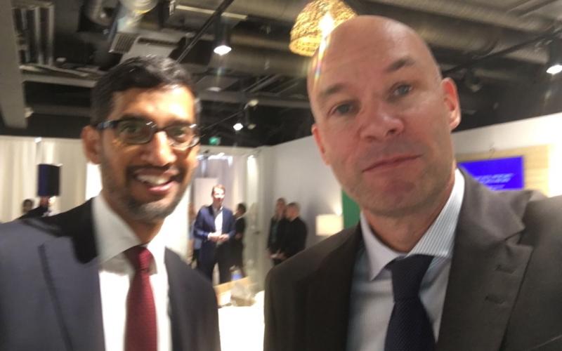 Kuva Cursor Googlen toimitusjohtaja Sundar Pichai ja Cursorin David Lindström