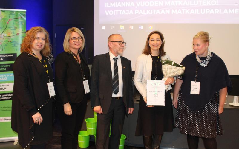 Kuva Mervi Liimatainen Palkittu ja palkitsija vuoden matkailuteko